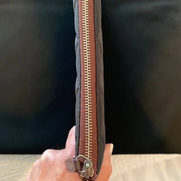 CHANEL Black Quilted Cosmetic Bag - Picture 7 of 16